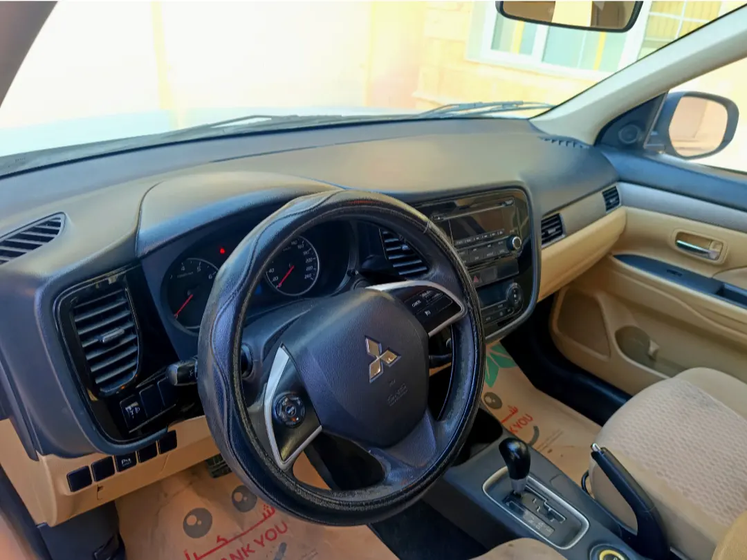 Mitsubishi Outlander 2014