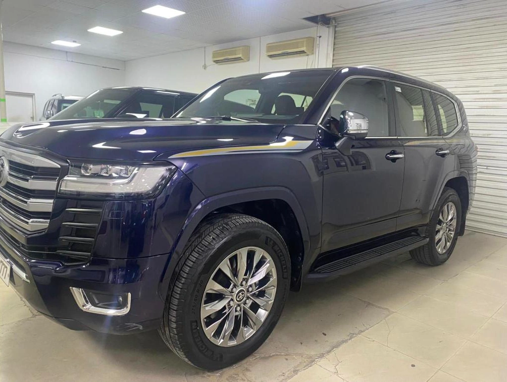 Toyota Land Cruiser VXR 2022
