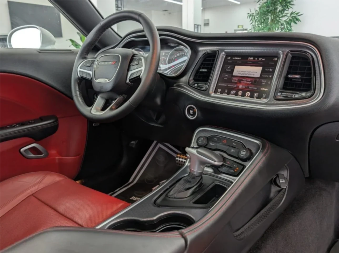 Dodge Challenger 2016 — photo 7 for sale in Qatar