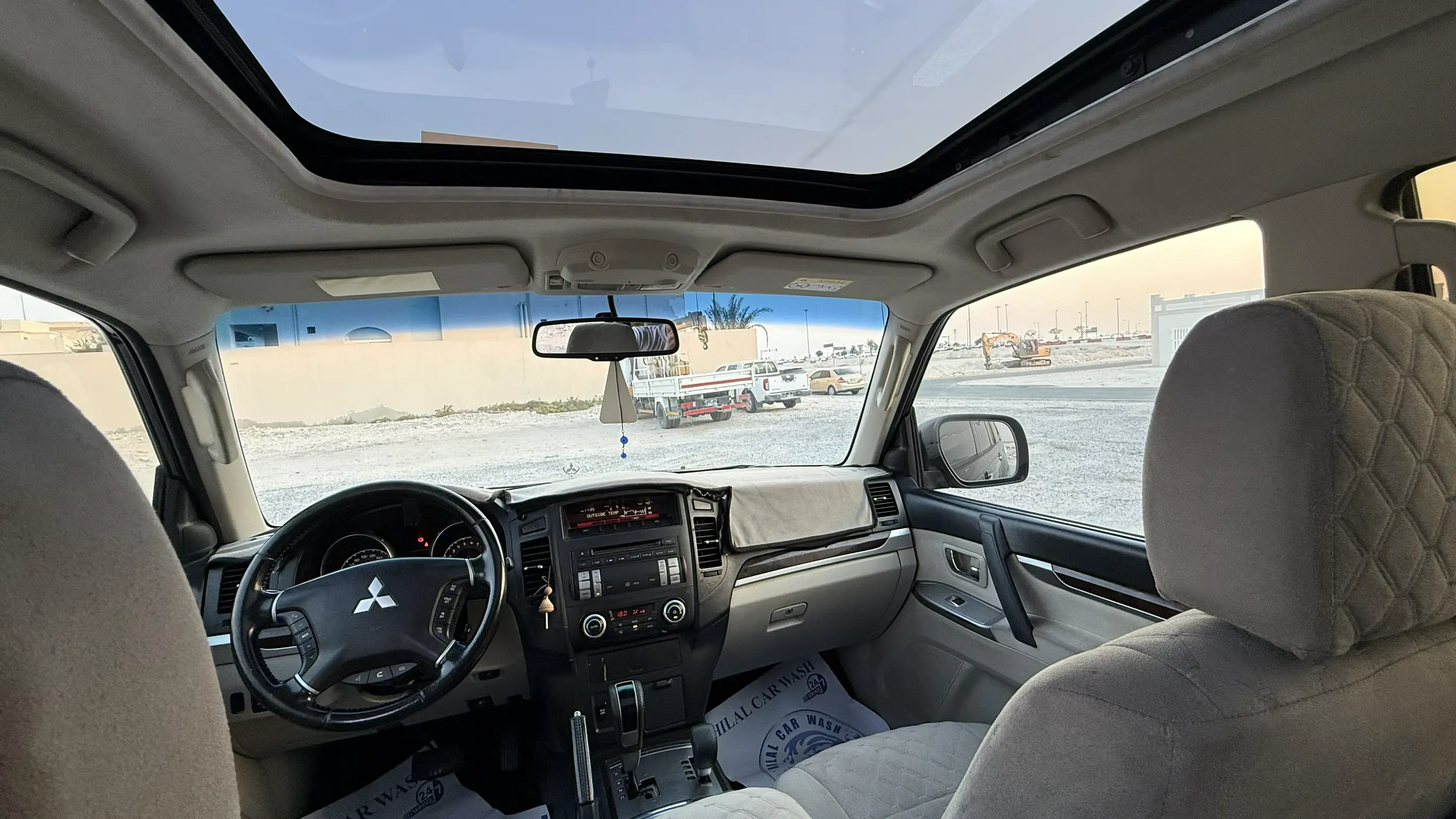 Mitsubishi Pajero Full option 2014