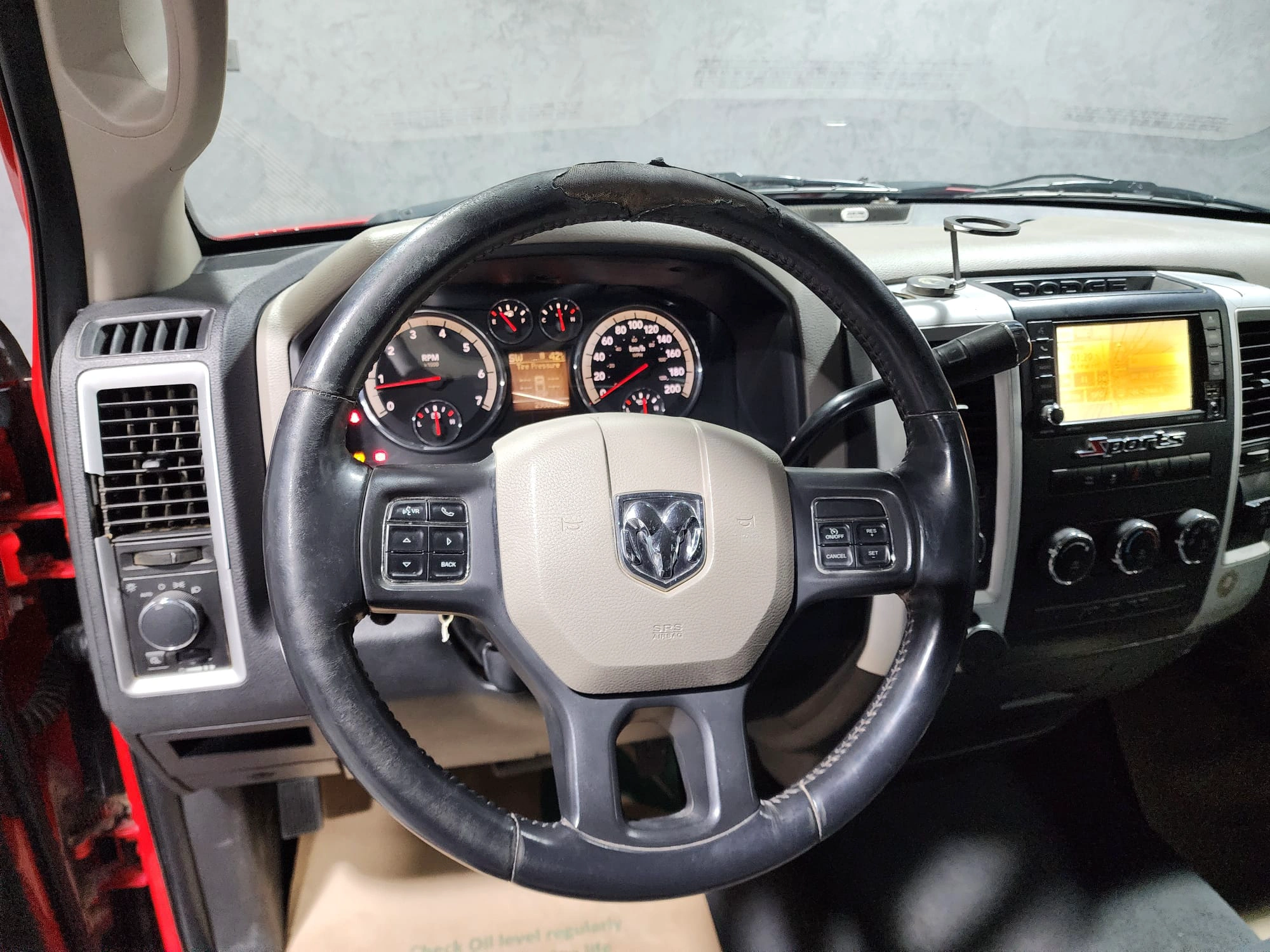 Dodge RAM 2012 — photo 6 for sale in Qatar