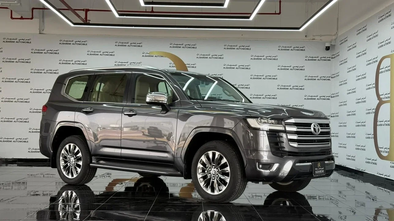 Toyota Land Cruiser VX 2023