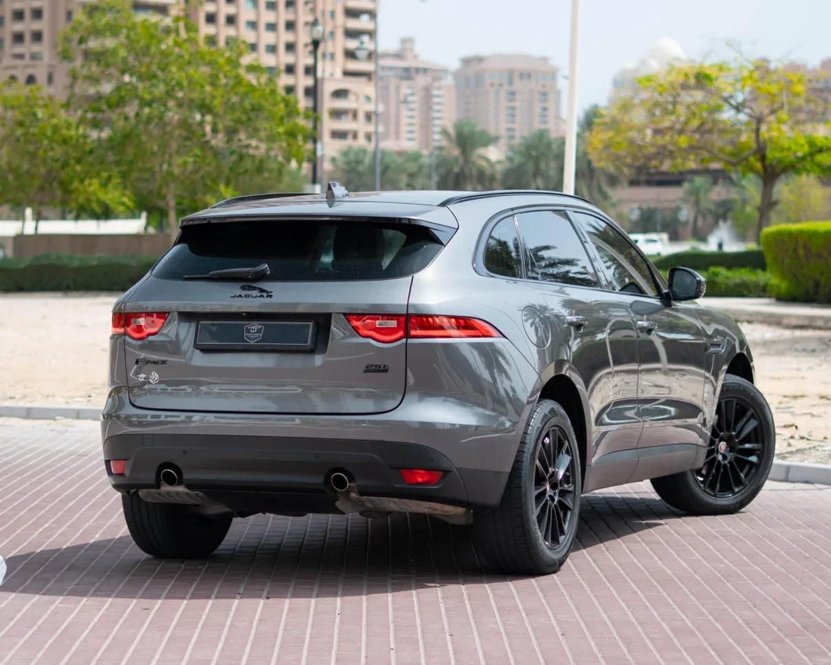Jaguar F-PACE 2018