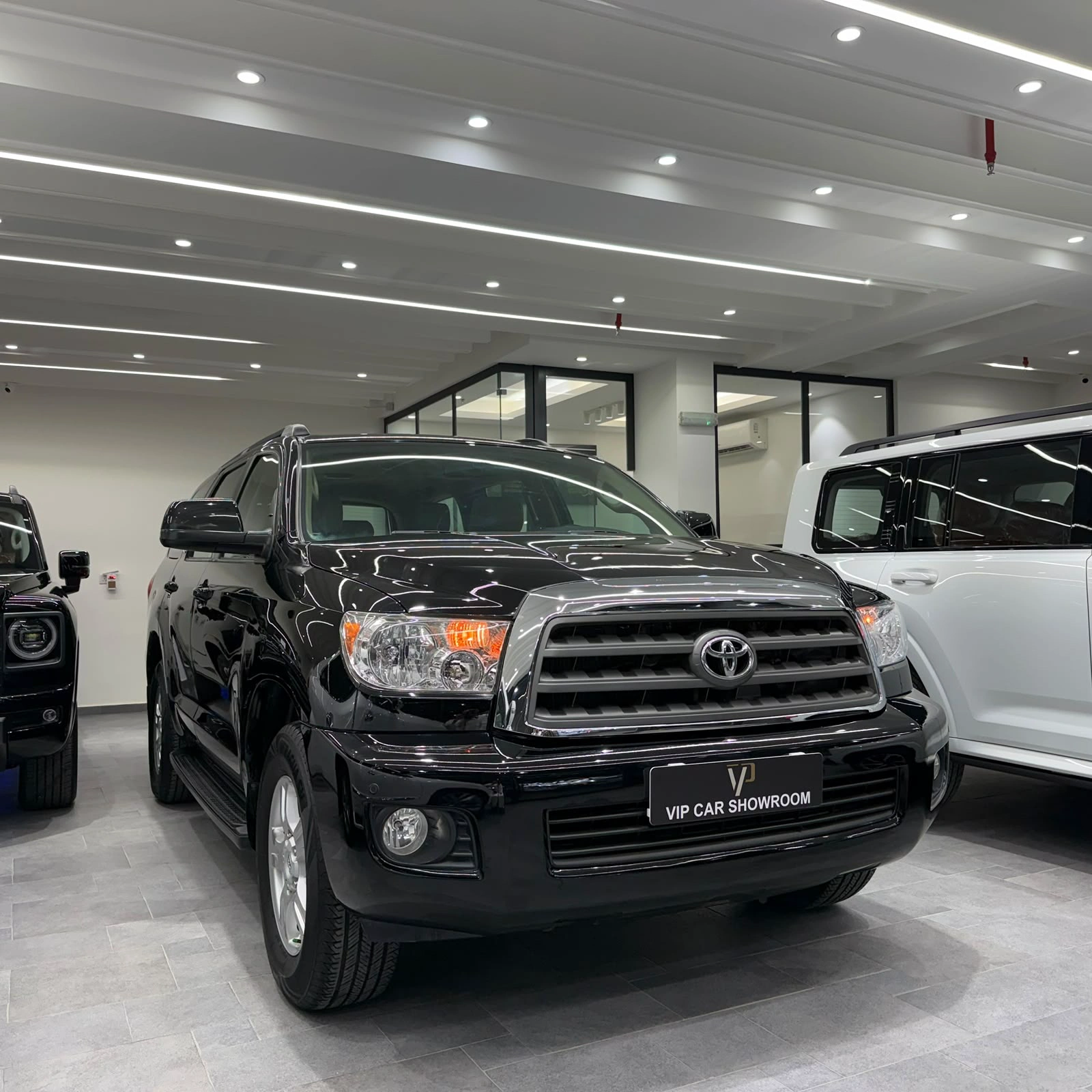 Toyota Sequoia 2015 — photo 2 for sale in Qatar