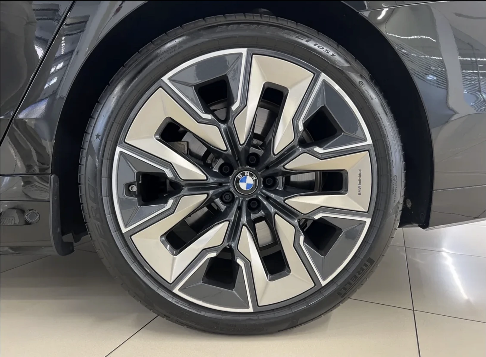 BMW i7 2023 — photo 7 for sale in Qatar