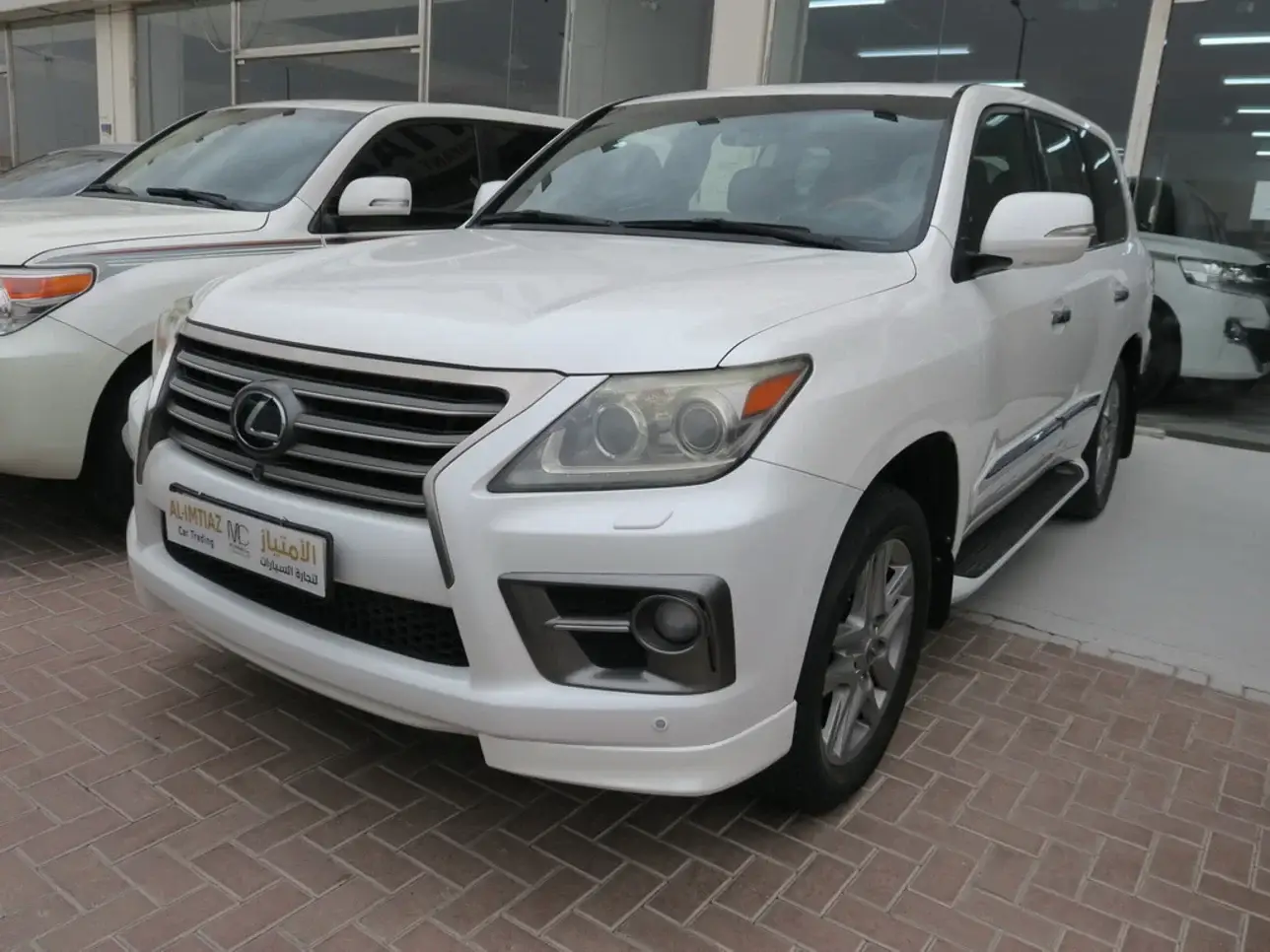 Lexus LX 2013