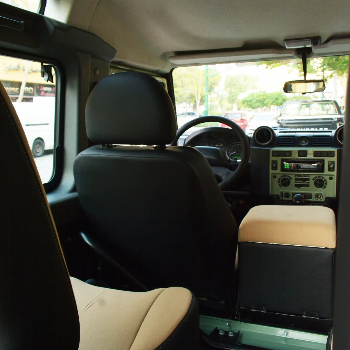 Landrover Defender 2014