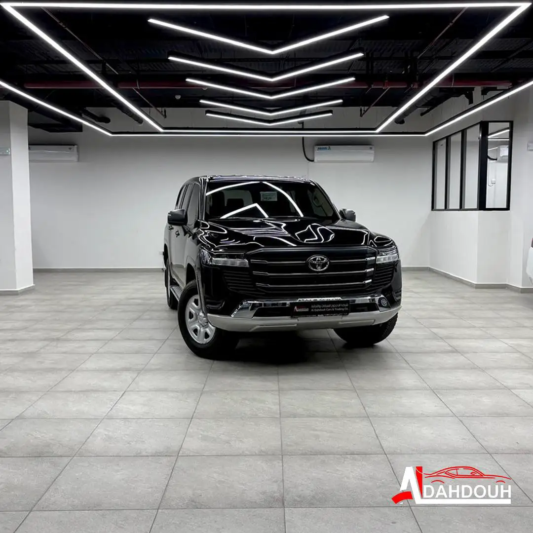 Toyota Land Cruiser GX 2024