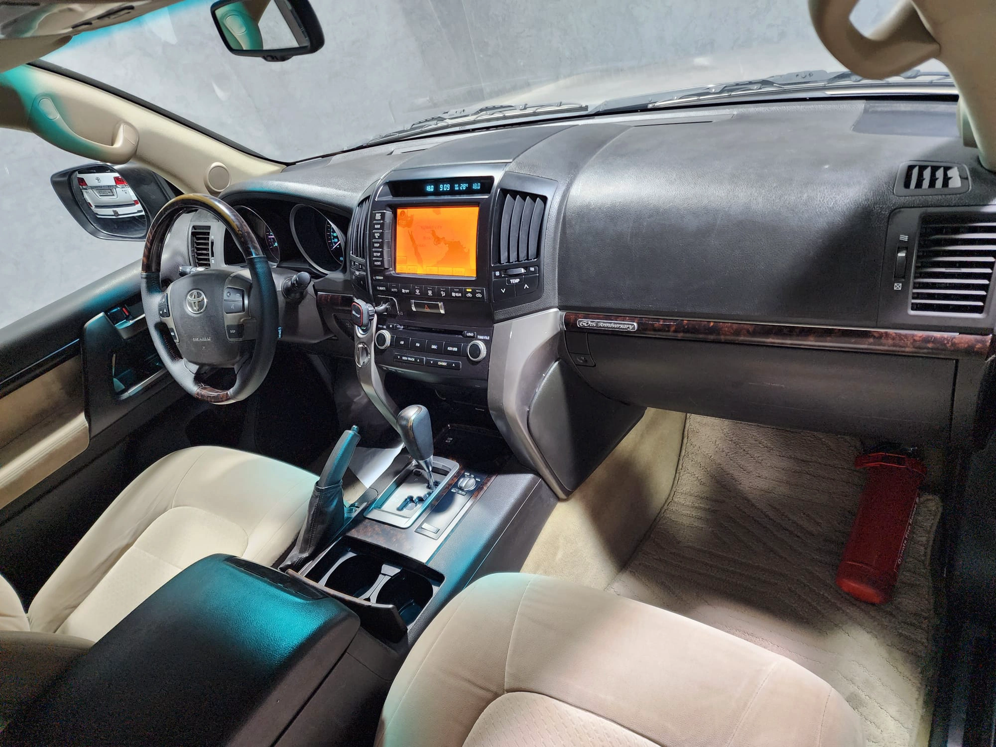 Toyota Land Cruiser VXR 2011 — photo 5 for sale in Qatar