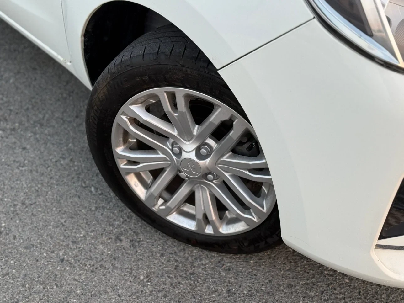 Mitsubishi Attrage 2024