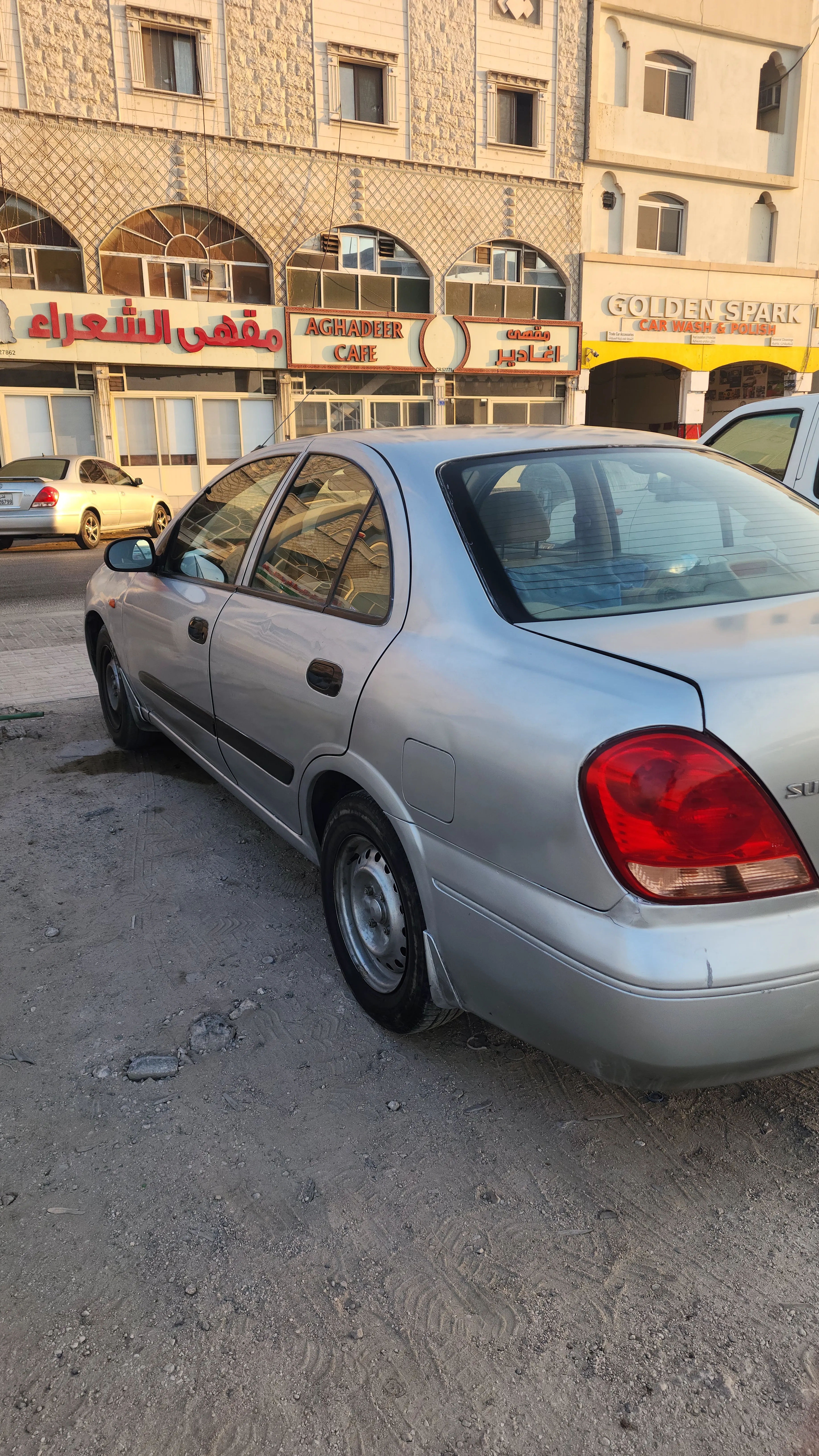 Nissan Sunny Japan 2005