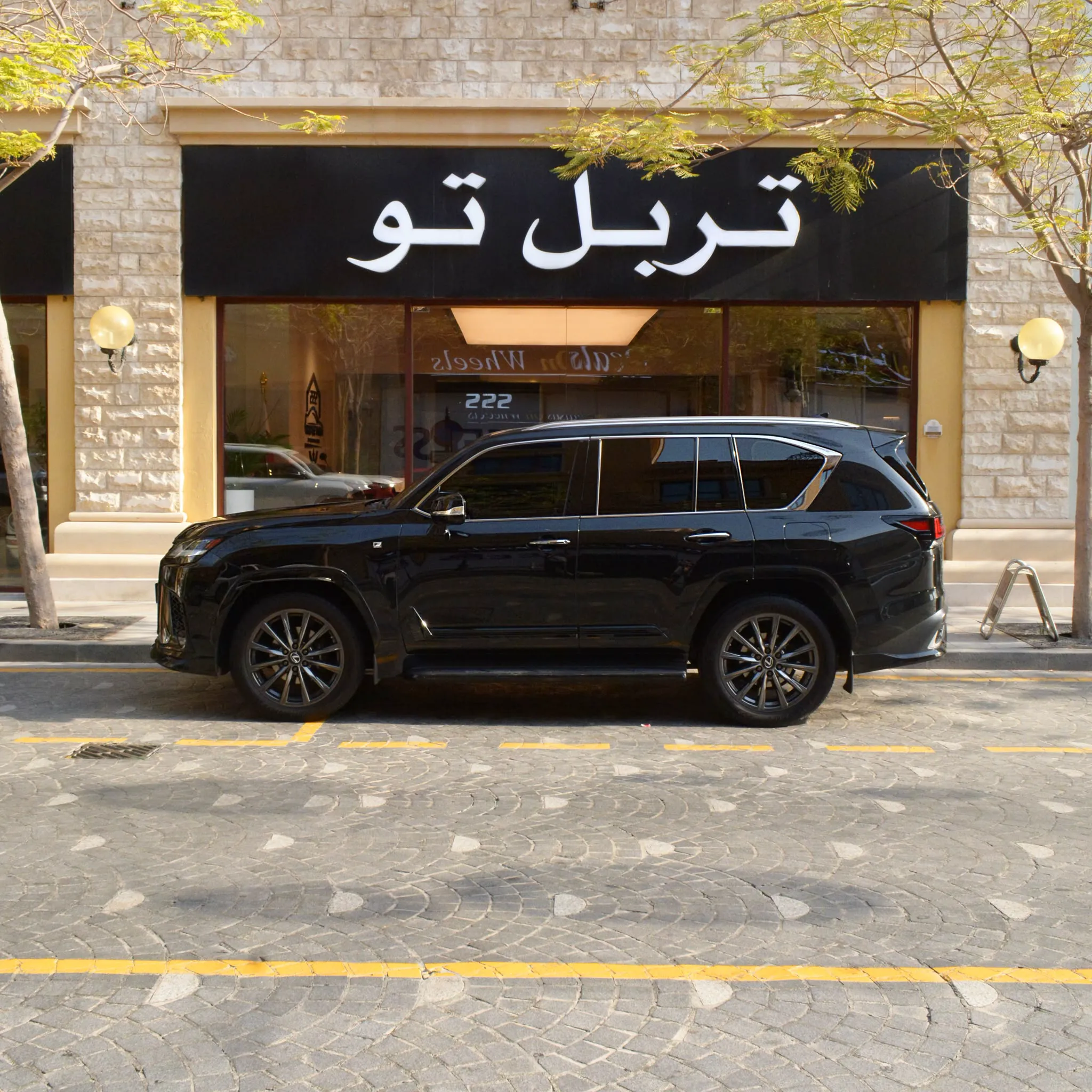 Lexus LX 600 2023 — photo 5 for sale in Qatar