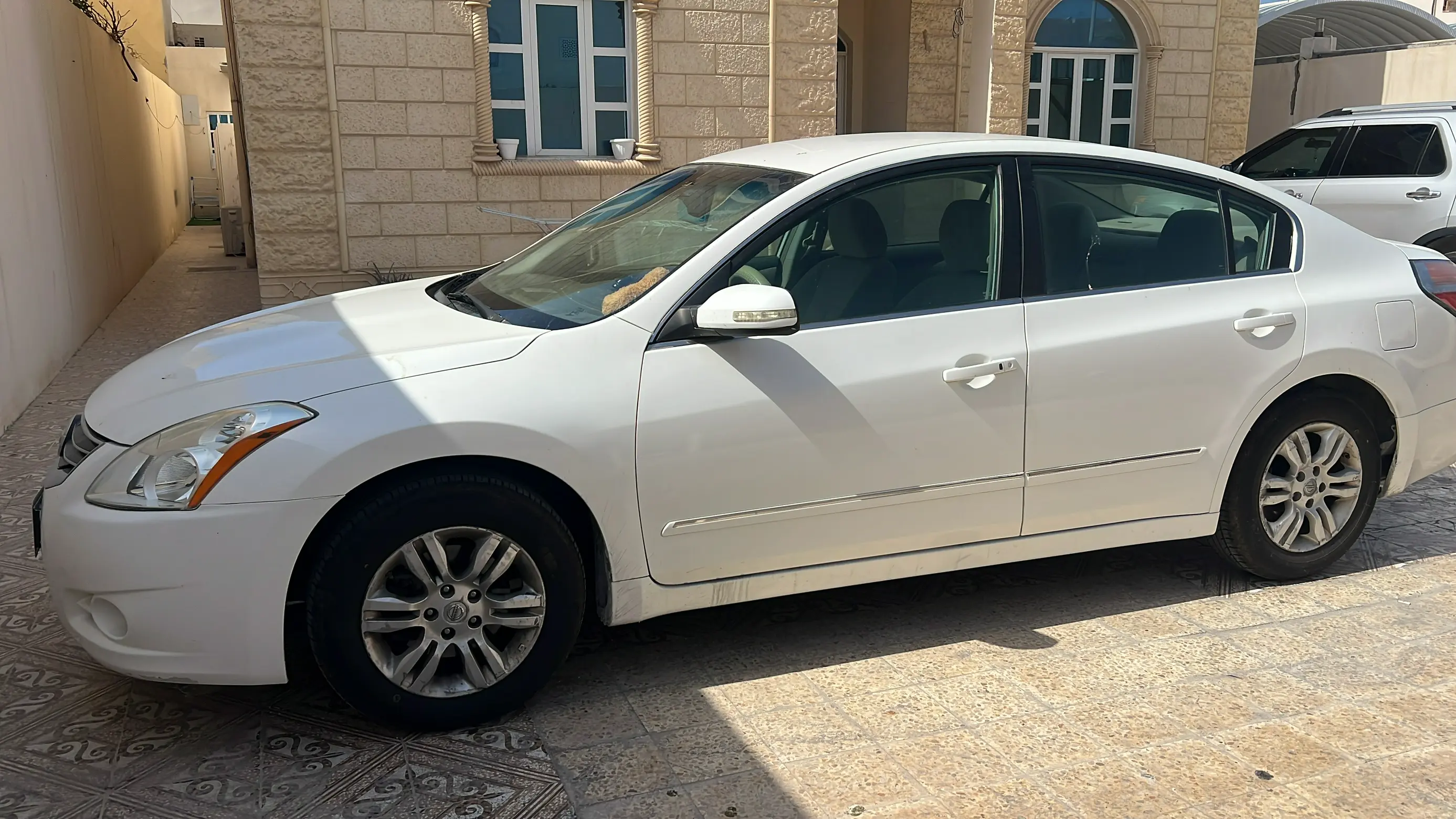 Nissan Altima 2011
