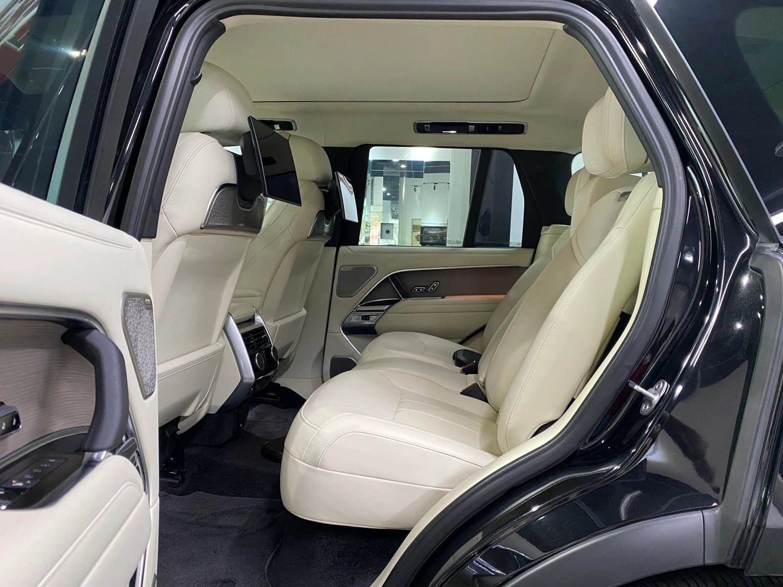 Range Rover Vogue 2022 — photo 5 for sale in Qatar