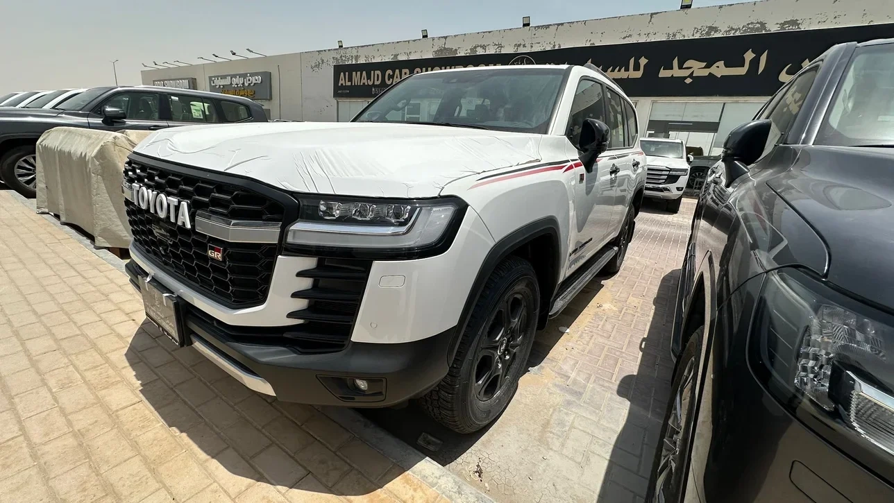 Toyota Land Cruiser GR 2024