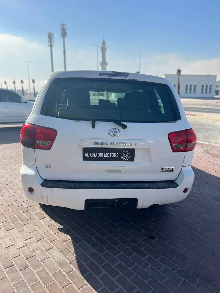 Toyota Sequoia 2013 — photo 5 for sale in Qatar