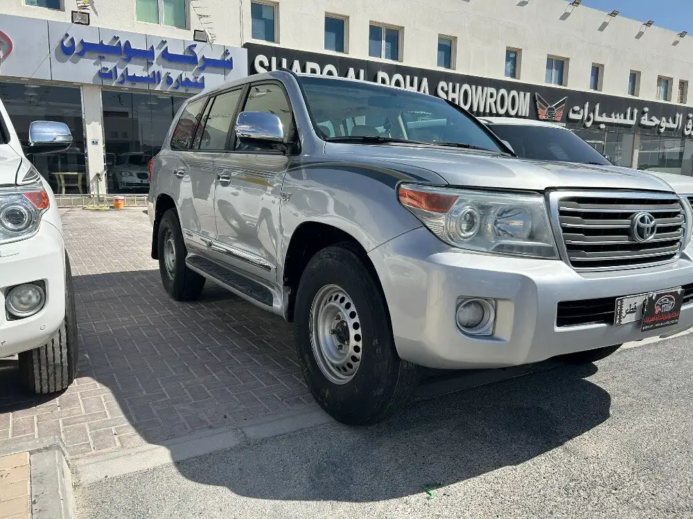 Toyota Land Cruiser VXR 2012