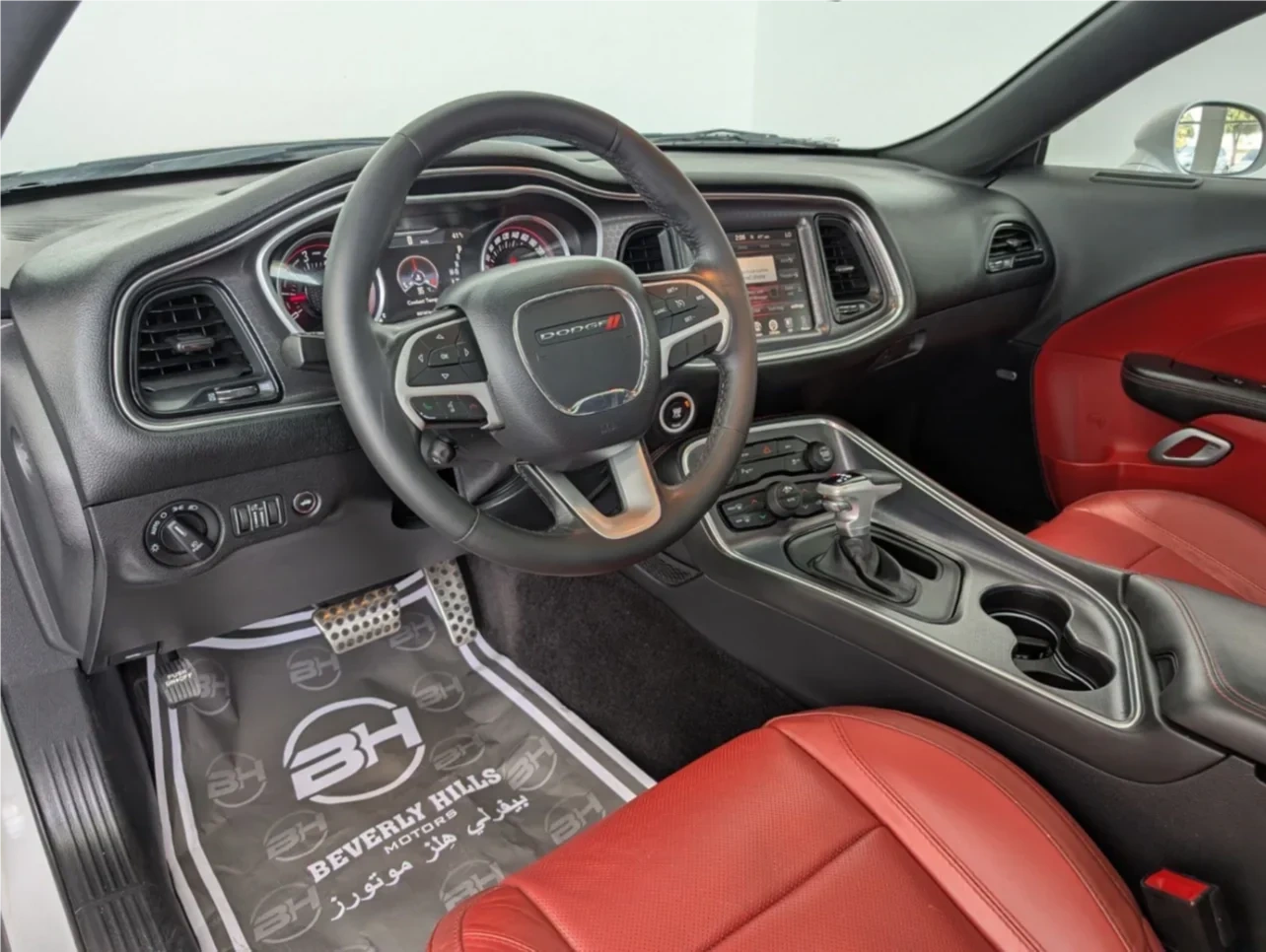 Dodge Challenger 2016 — photo 6 for sale in Qatar