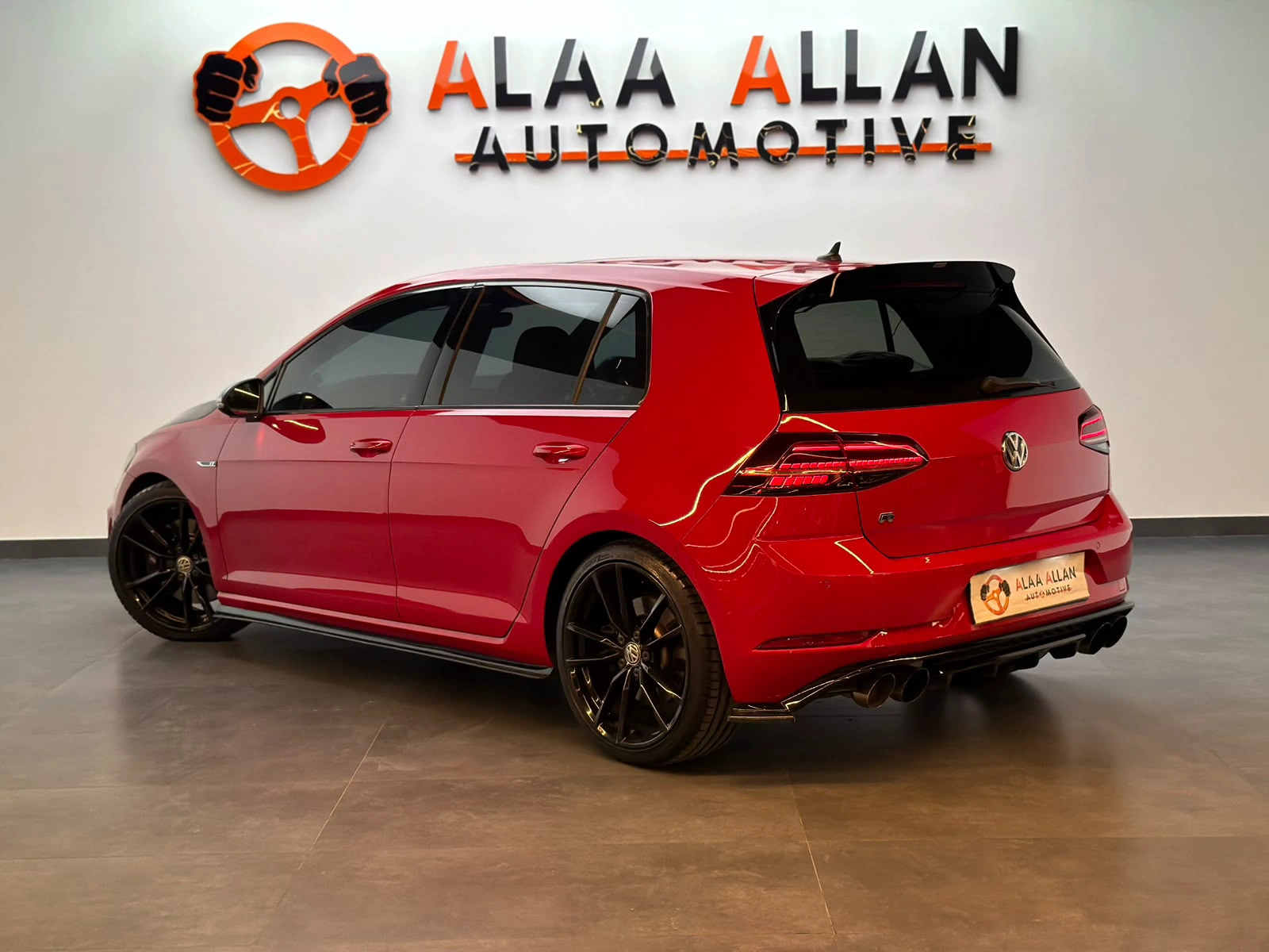 Volkswagen Golf 2018 — photo 3 for sale in Qatar